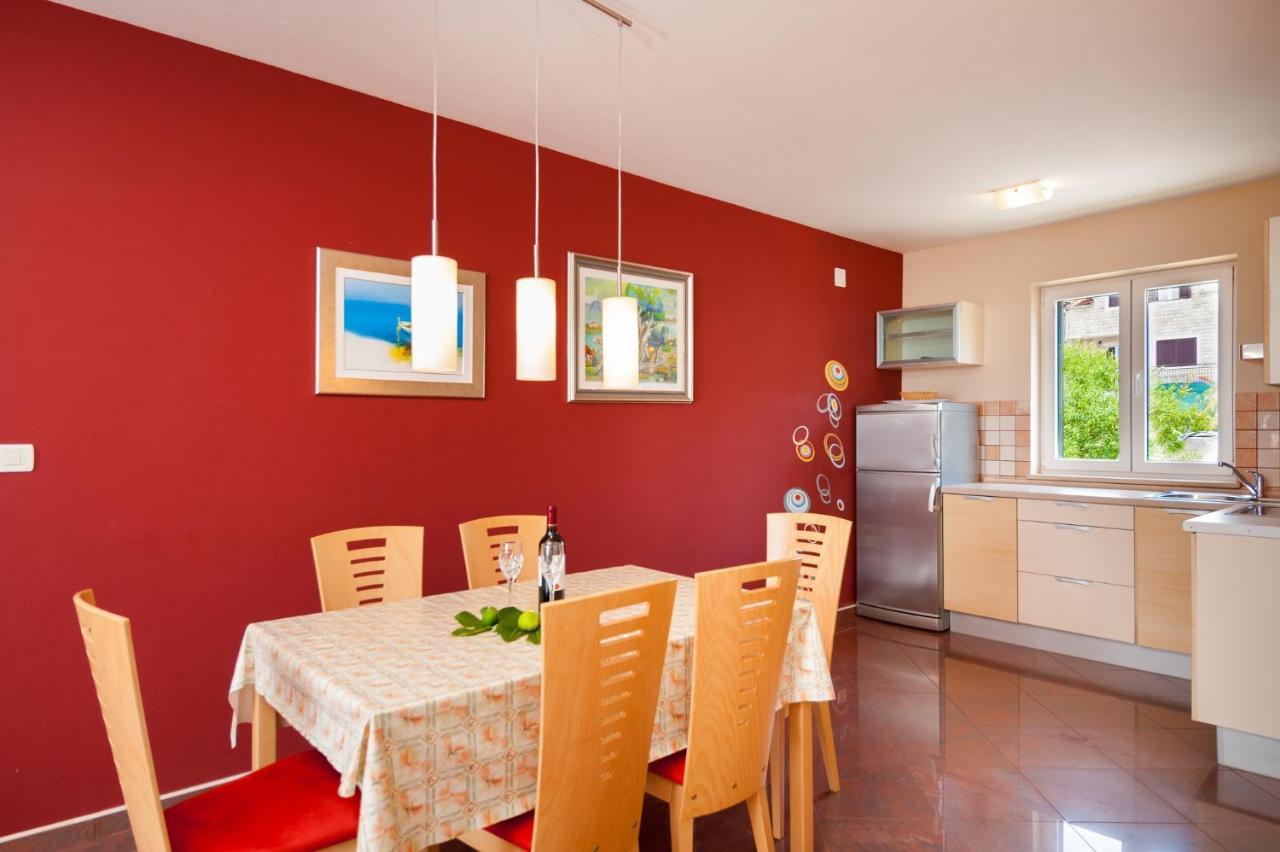 Apartments By The Sea Postira, Brac - 15242 Exterior photo